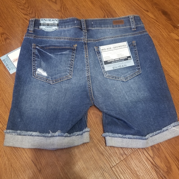 Enjean Denim Distressed Shorts - Picture 2 of 4